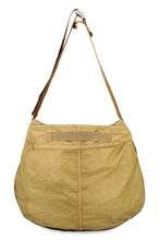 Carica l'immagine nel visualizzatore di Gallery, Clarks x C.P Company - Borsa messenger con logo
