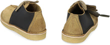 Carica l'immagine nel visualizzatore di Gallery, Clarks x C.P Company - Scarpe stringate Desert Trek in pelle scamosciata
