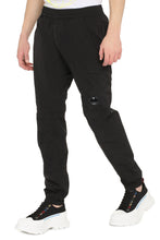 Carica l'immagine nel visualizzatore di Gallery, Track-pants in tessuto tecnico
