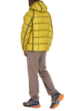 Carica l'immagine nel visualizzatore di Gallery, Piumino full-zip con cappuccio
