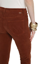 Carica l'immagine nel visualizzatore di Gallery, Pantaloni The Weekender Fray in velluto a coste

