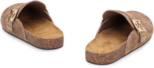 Carica l'immagine nel visualizzatore di Gallery, Mules Mellow in suede
