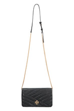 Carica l'immagine nel visualizzatore di Gallery, Wallet on chain Kira in pelle
