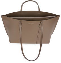 Carica l'immagine nel visualizzatore di Gallery, Borsa tote Perry in pelle
