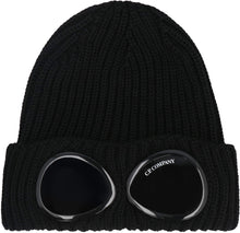 Carica l'immagine nel visualizzatore di Gallery, Cappello in maglia di lana

