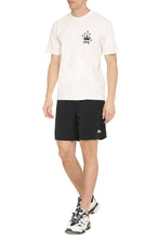 Carica l'immagine nel visualizzatore di Gallery, T-shirt Regal Crown in cotone
