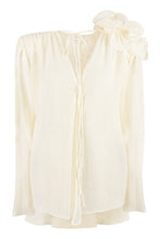 Carica l'immagine nel visualizzatore di Gallery, Blusa con arricciature decorative
