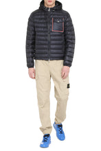 Carica l'immagine nel visualizzatore di Gallery, Piumino full-zip Lihou con cappuccio
