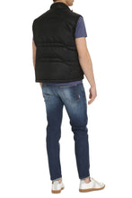 Load image into Gallery viewer, Ursa full zip field vest

