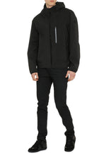 Carica l'immagine nel visualizzatore di Gallery, Giacca Sattouf in tessuto tecnico con zip e cappuccio
