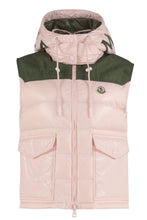 Carica l'immagine nel visualizzatore di Gallery, Moncler Born to Protect - Piumino smanicato Ciboure
