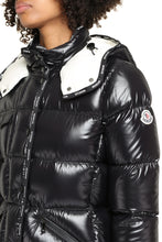 Load image into Gallery viewer, Flumet zip and snap button fastening down jacket

