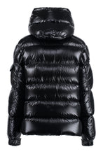 Carica l'immagine nel visualizzatore di Gallery, MONCLER MAYA 70 JACKET - Piumino corto con cappuccio
