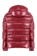Carica l'immagine nel visualizzatore di Gallery, MONCLER MAYA 70 JACKET - Piumino corto con cappuccio
