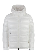 Carica l'immagine nel visualizzatore di Gallery, Piumino Moncler Maya in nylon lucido

