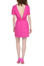 Carica l&#39;immagine nel visualizzatore di Gallery, Abito in Crêpe Couture
