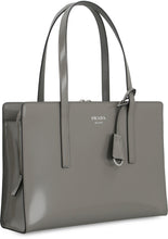 Carica l'immagine nel visualizzatore di Gallery, Borsa Prada Re-Edition 1995 in pelle
