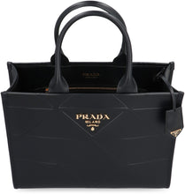 Carica l'immagine nel visualizzatore di Gallery, Borsa Prada Symbole in pelle
