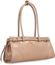 Load image into Gallery viewer, Medium leather handbag
