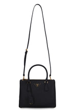 Load image into Gallery viewer, Logo print leather handbag

