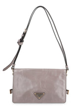 Load image into Gallery viewer, Leather shoulder bag
