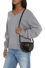 Load image into Gallery viewer, Patent shoulder bag
