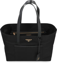 Carica l'immagine nel visualizzatore di Gallery, Borsa shopping Prada Re-Edition 1978 medium in Re-Nylon
