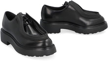 Carica l'immagine nel visualizzatore di Gallery, Scarpe stringate in pelle
