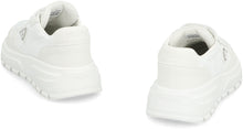Carica l'immagine nel visualizzatore di Gallery, Sneakers low-top in nylon
