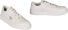 Load image into Gallery viewer, Downtwon Low-top sneakers
