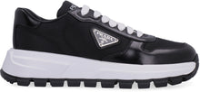 Carica l'immagine nel visualizzatore di Gallery, Sneakers in Re-nylon e pelle
