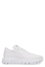 Carica l'immagine nel visualizzatore di Gallery, Sneakers low-top in nylon
