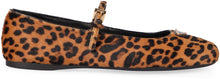 Load image into Gallery viewer, Leather ballet flats with logo
