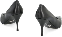 Load image into Gallery viewer, Leather pumps
