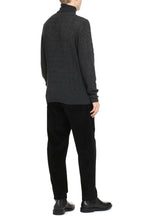 Carica l'immagine nel visualizzatore di Gallery, Pullover in cachemire

