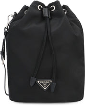 Carica l'immagine nel visualizzatore di Gallery, Pouch in Re-Nylon
