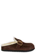 Load image into Gallery viewer, Padded slippers with strap
