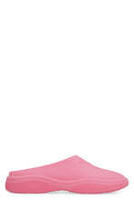 Carica l'immagine nel visualizzatore di Gallery, Slippers in gomma con logo
