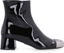 Load image into Gallery viewer, Logo detail leather booties
