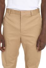 Carica l'immagine nel visualizzatore di Gallery, Pantaloni chino in cotone stretch
