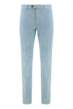 Carica l'immagine nel visualizzatore di Gallery, Pantalone tapered fit in velluto a coste
