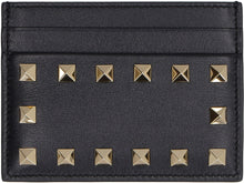 Carica l'immagine nel visualizzatore di Gallery, Valentino Garavani - Portacarte Rockstud in pelle
