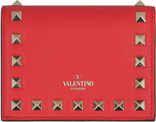Carica l'immagine nel visualizzatore di Gallery, Valentino Garavani - Portafoglio Rockstud in pelle
