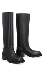 Load image into Gallery viewer, Leather boots
