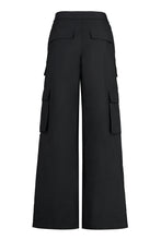 Carica l'immagine nel visualizzatore di Gallery, Pantaloni in nylon tecnico
