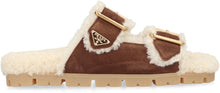 Load image into Gallery viewer, Slippers in suede
