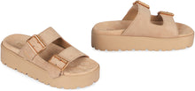 Carica l'immagine nel visualizzatore di Gallery, Slippers in pelle scamosciata
