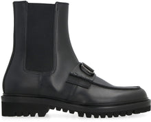 Load image into Gallery viewer, Valentino Garavani - VLogo leather Chelsea boots
