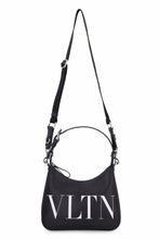 Carica l'immagine nel visualizzatore di Gallery, Valentino Garavani - Borsa hobo VLTN in pelle
