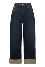 Carica l'immagine nel visualizzatore di Gallery, Ayla cropped jeans
